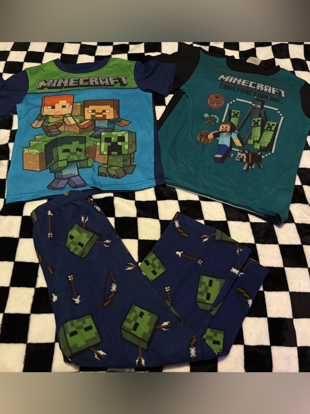 Boys 7/8 Minecraft pj lot